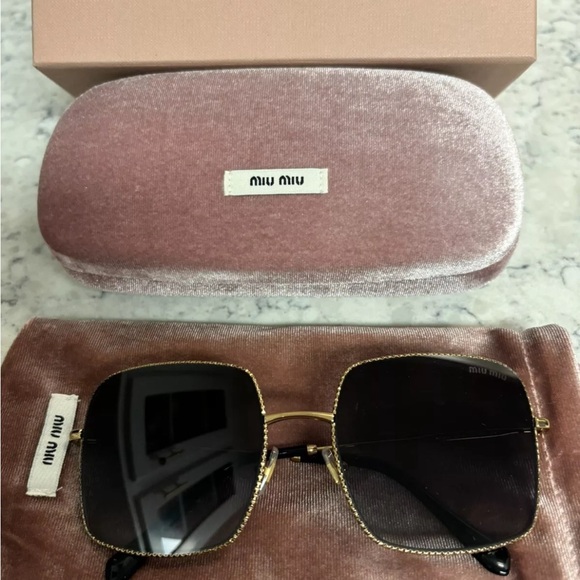 Miu miu sunglasses new - Picture 3 of 5